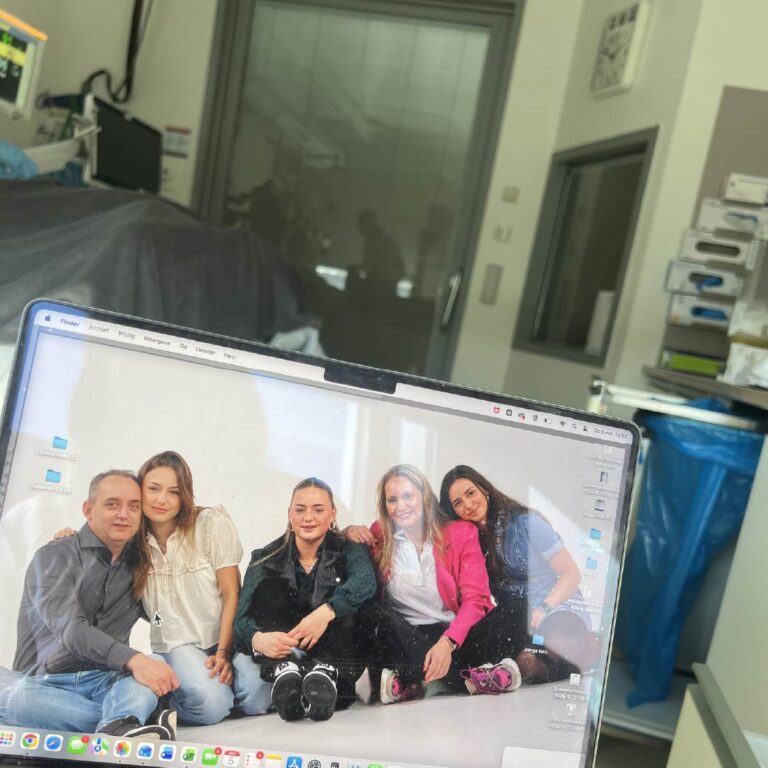 Als alles tegelijk doorgaat: leven tussen zorg, onzekerheid en hoop